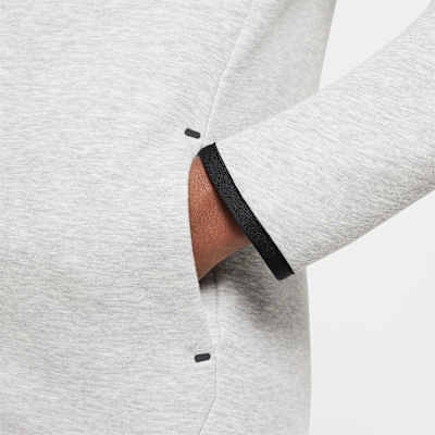 Nike Sportswear Tech Fleece Older Kids' Full-Zip Hoodie Dark Grey Heather/Dark Grey Heather/Black...