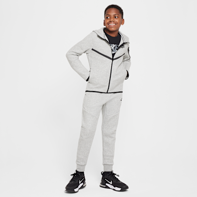 Nike Sportswear Tech Fleece Older Kids' Full-Zip Hoodie Dark Grey Heather/Dark Grey Heather/Black...