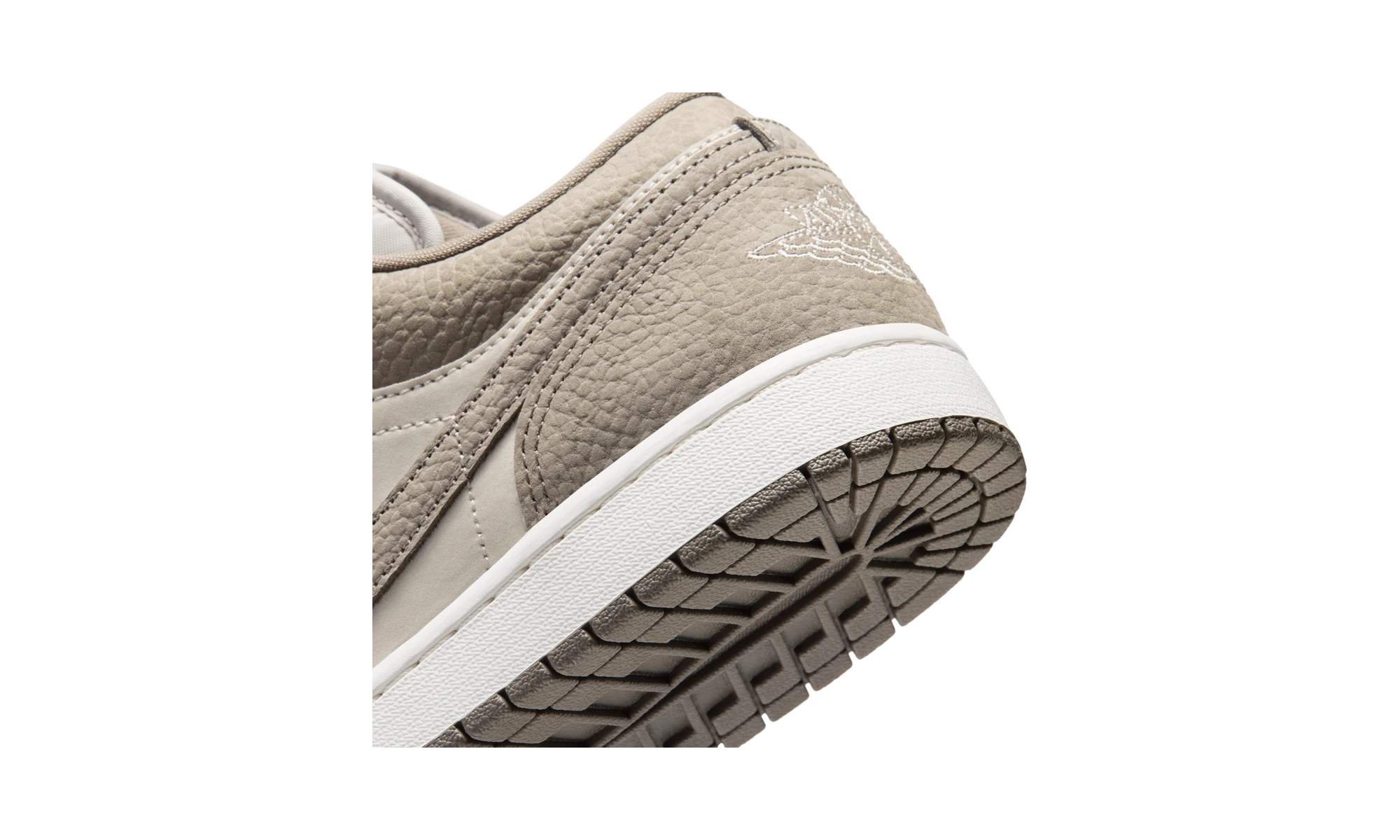 Air Jordan 1 Low Olive Grey/Cream II/Silver Sage/Olive Grey