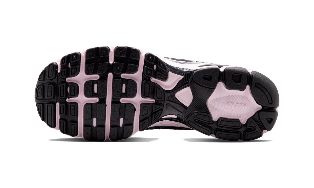 Nike Air Max Moto 2K shoes with reflective accents Pink Rise/Metallic Silver/Black/Pearl Pink