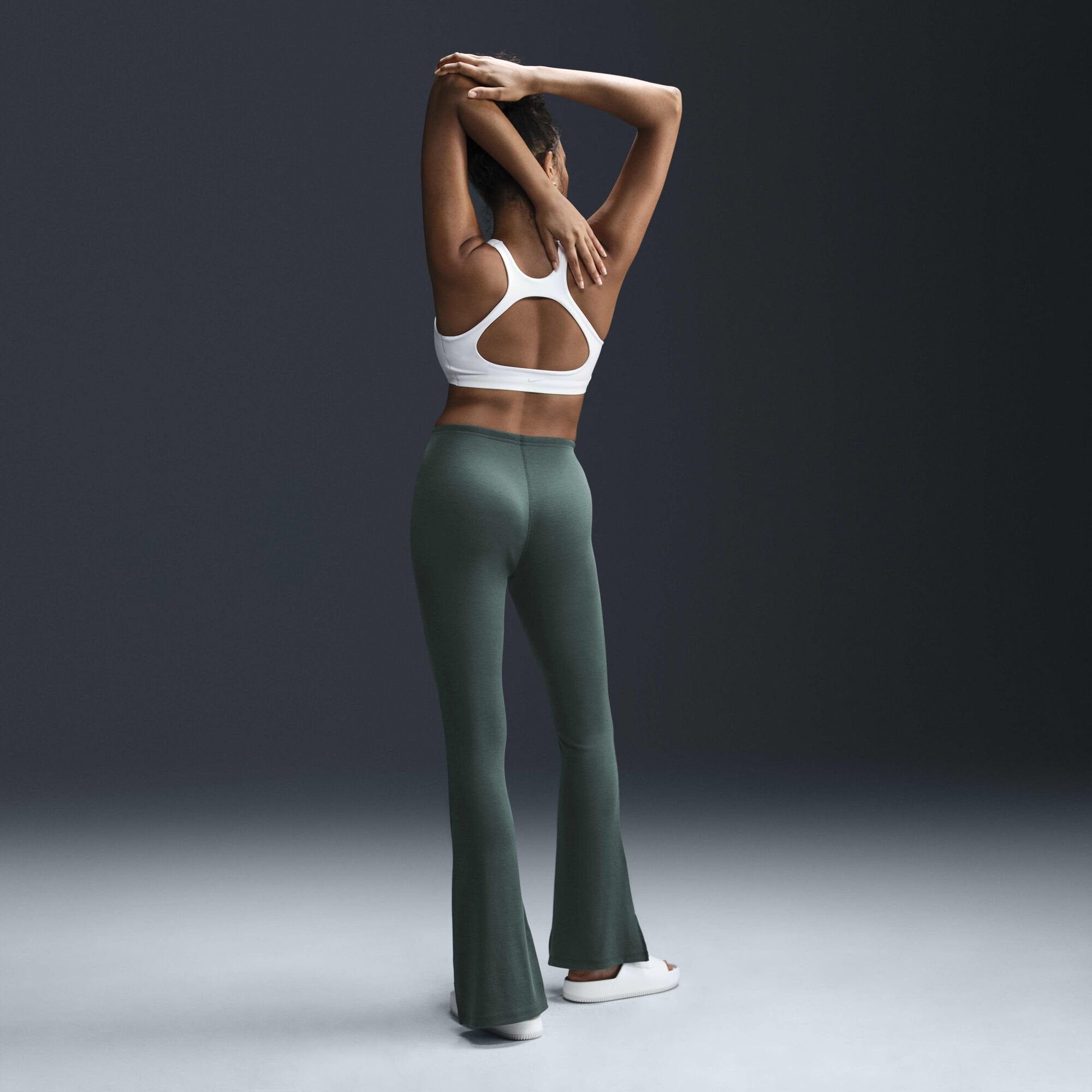 Nike Sportswear Chill Knit Tight Mini-Rib Flared Leggings Vintage Green/Sail