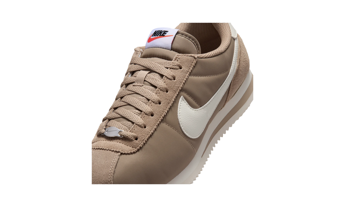 Nike Cortez Textile British Khaki/Black/Safety Orange/Sail