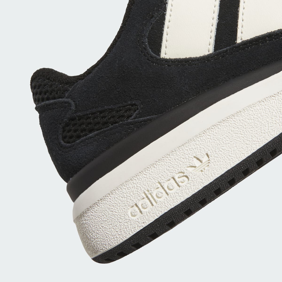 Adidas Forum 2000 Core Black Off White