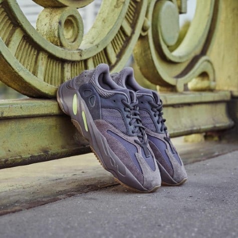 Adidas Yeezy Boost 700 Mauve