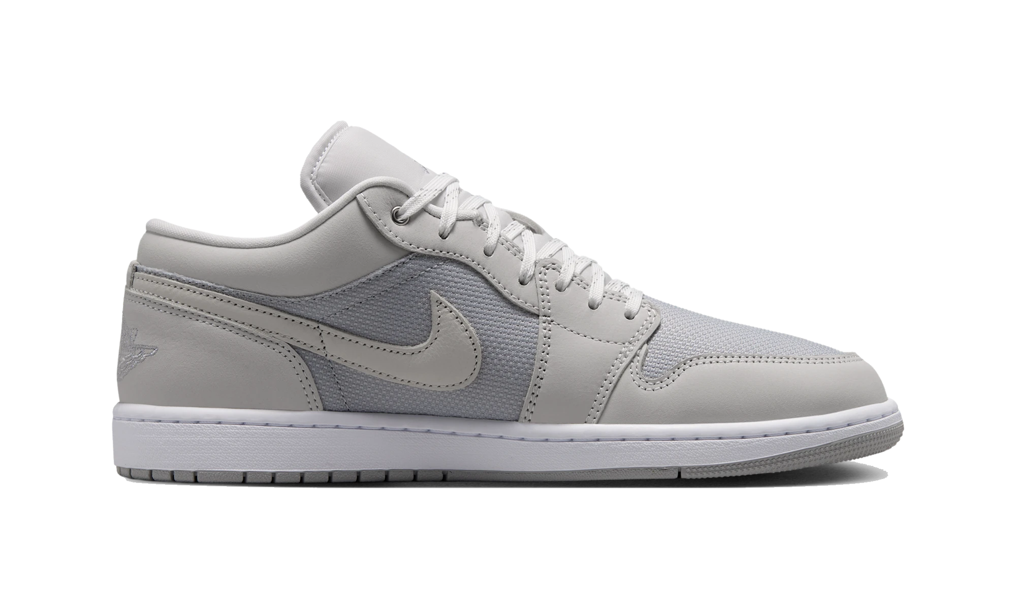 Air Jordan 1 Low SE Soft Pearl Light Smoke Grey