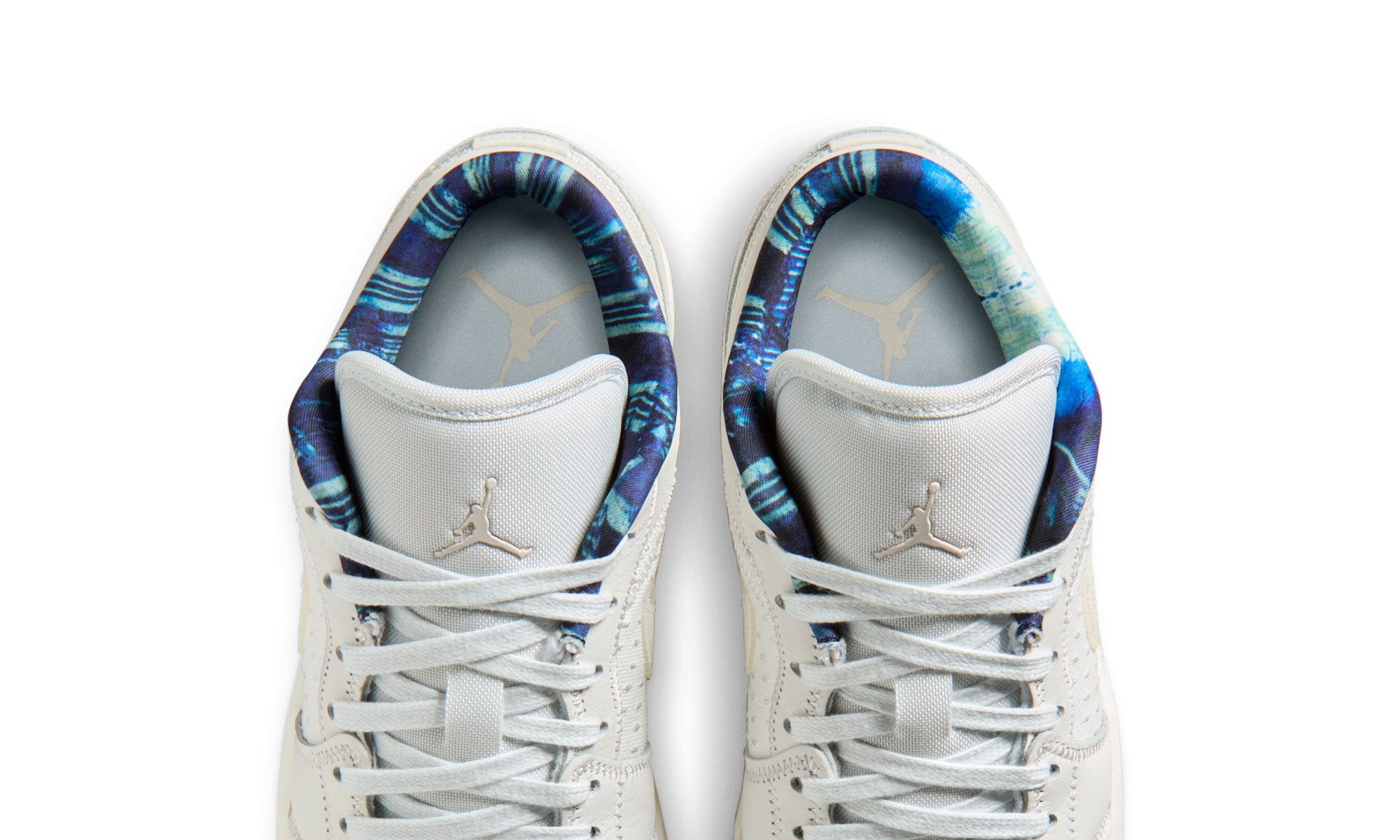 Air Jordan 1 Low SE Summit White Sail