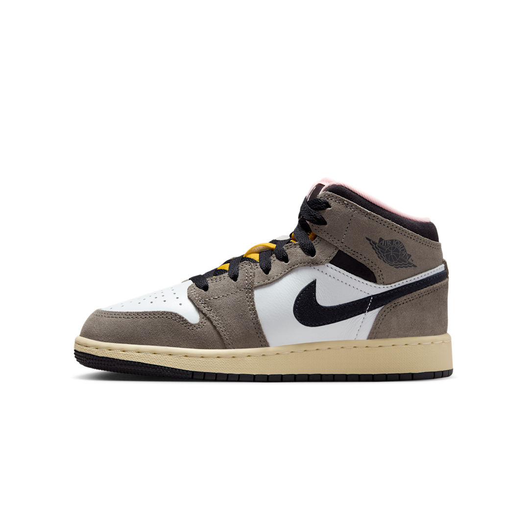 Air Jordan 1 Mid SE White Cave Stone, White/Cave Stone/Dark Sulfur/Oil Grey (HQ2014-100)