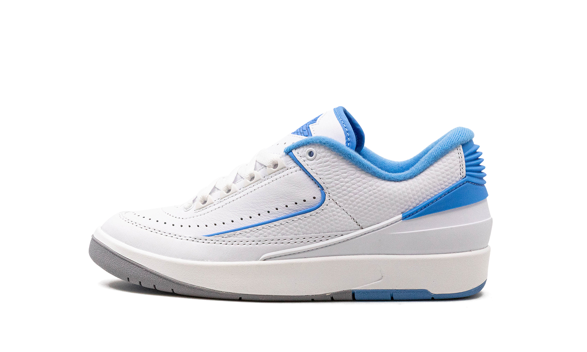 Air Jordan 2 Retro Low UNC