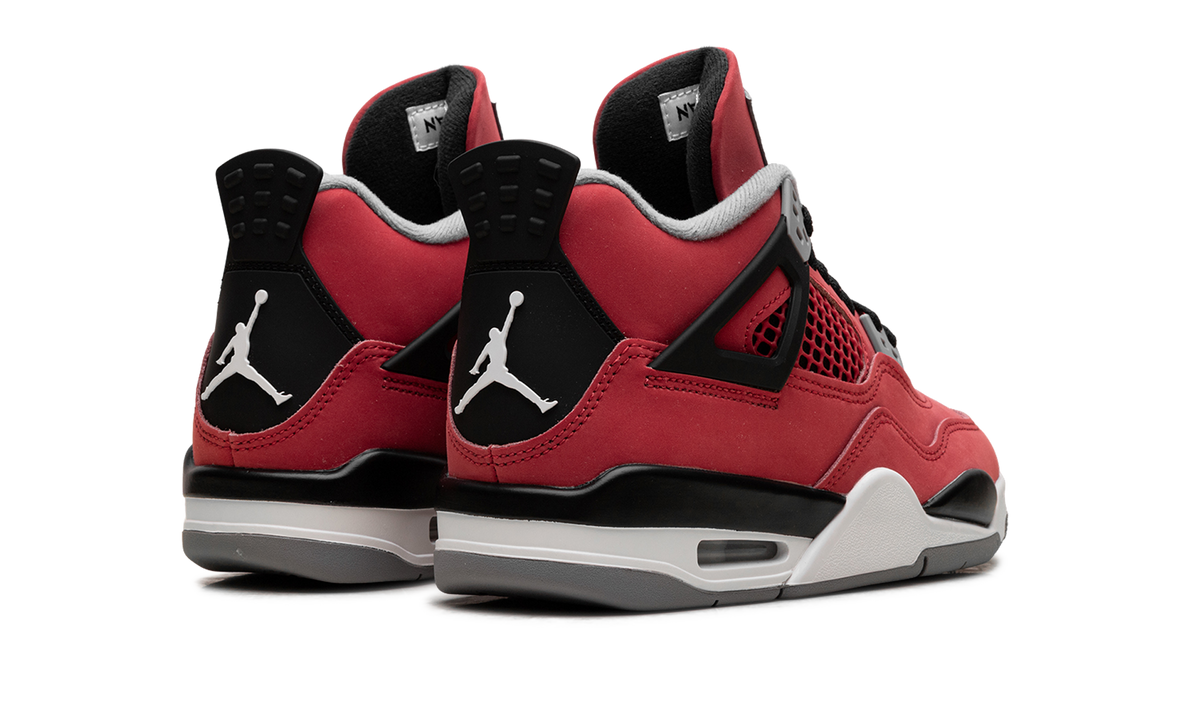 Air Jordan 4 Retro Toro Bravo (2026)