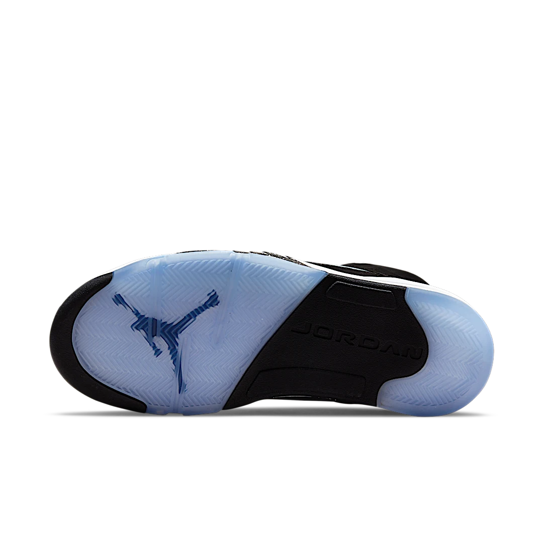 Air Jordan 5 Retro Moonlight (2021), Black/Cool Grey-White (CT4838-011 / 440888-011)