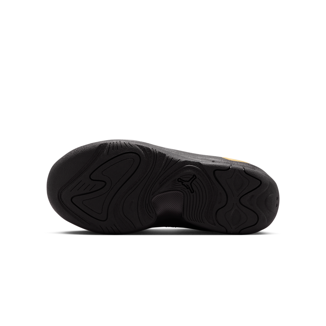 Air Jordan Max Aura 7 Black Metallic Gold, Black/Black/Metallic Gold (HQ2089-007)