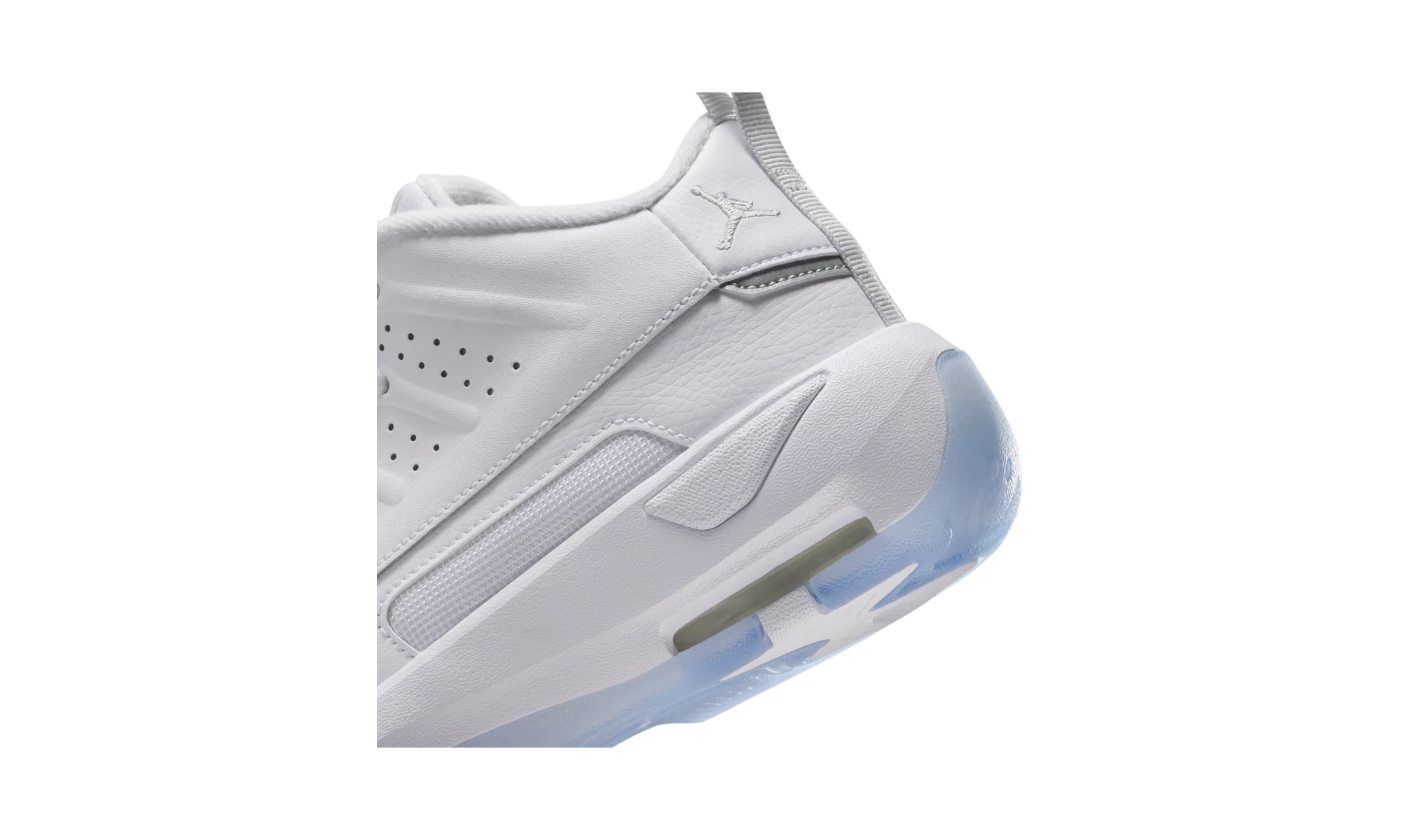 Air Jordan Max Aura 7 White Vast Grey