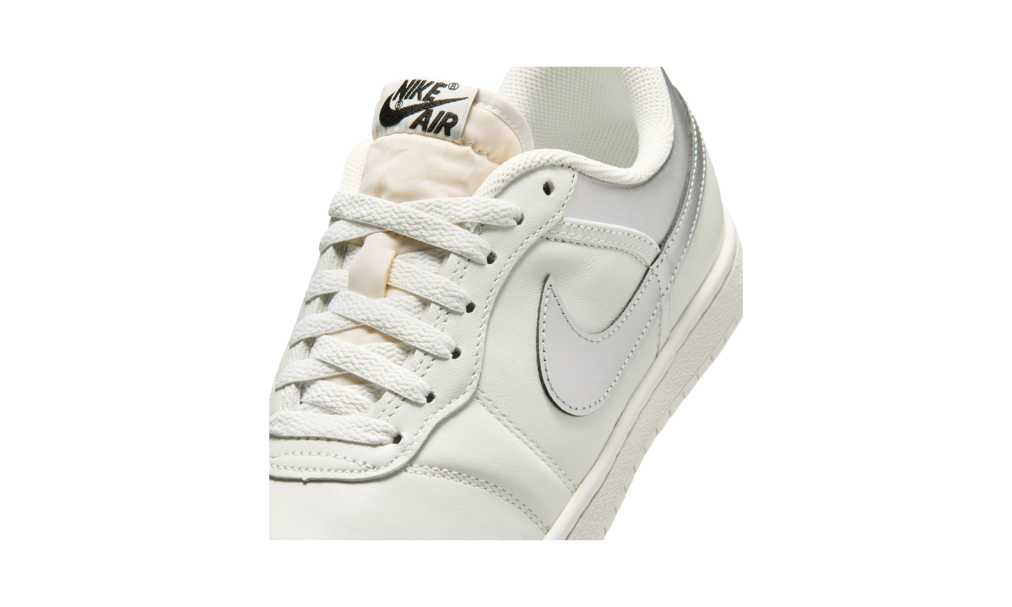 Air Jordan Skyline Low Swan Metallic Silver