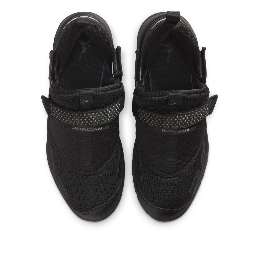 Air Jordan Trunner LX Triple Black, Black/Black/Black (HQ2164-001)