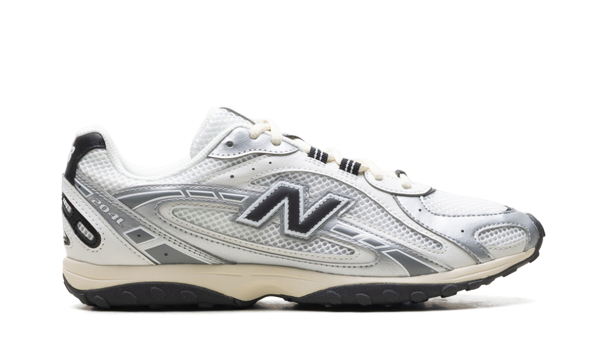 New Balance 204L Silver Metallic Black
