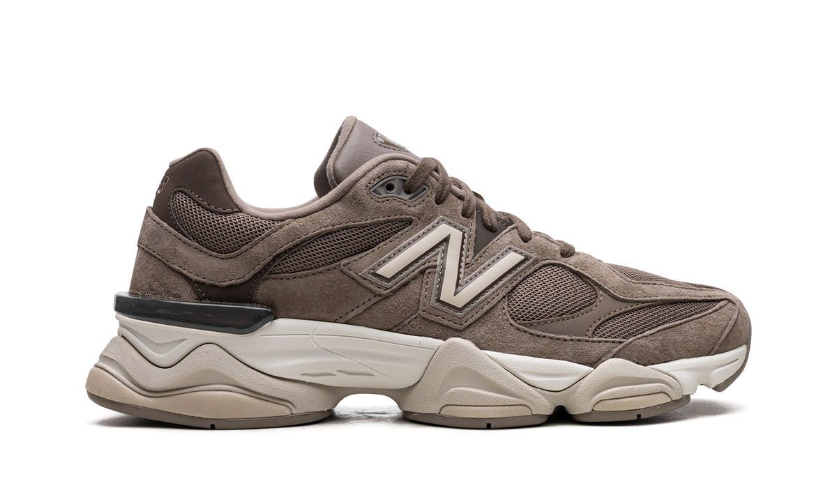 New Balance 9060 Mushroom Brown