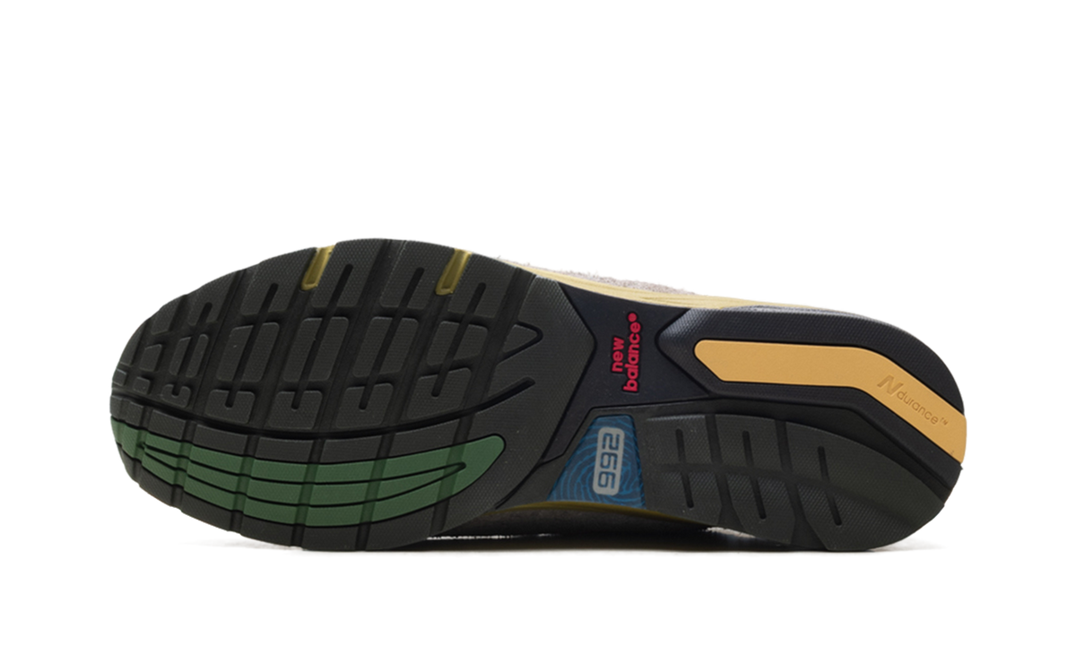New Balance 992 MiUSA Salehe Bembury Calm Be The Crater