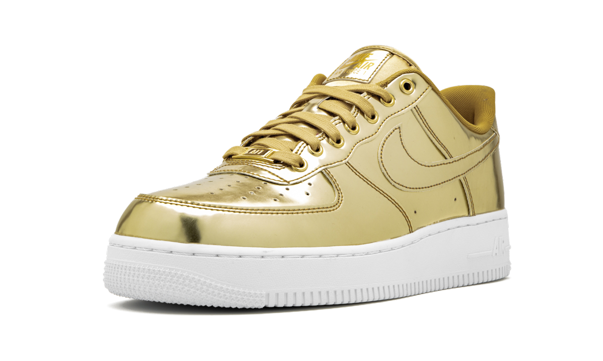 Nike Air Force 1 Low Metallic Gold