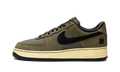 Nike Air Force 1 Low SP Undefeated Ballistic Dunk vs. AF1