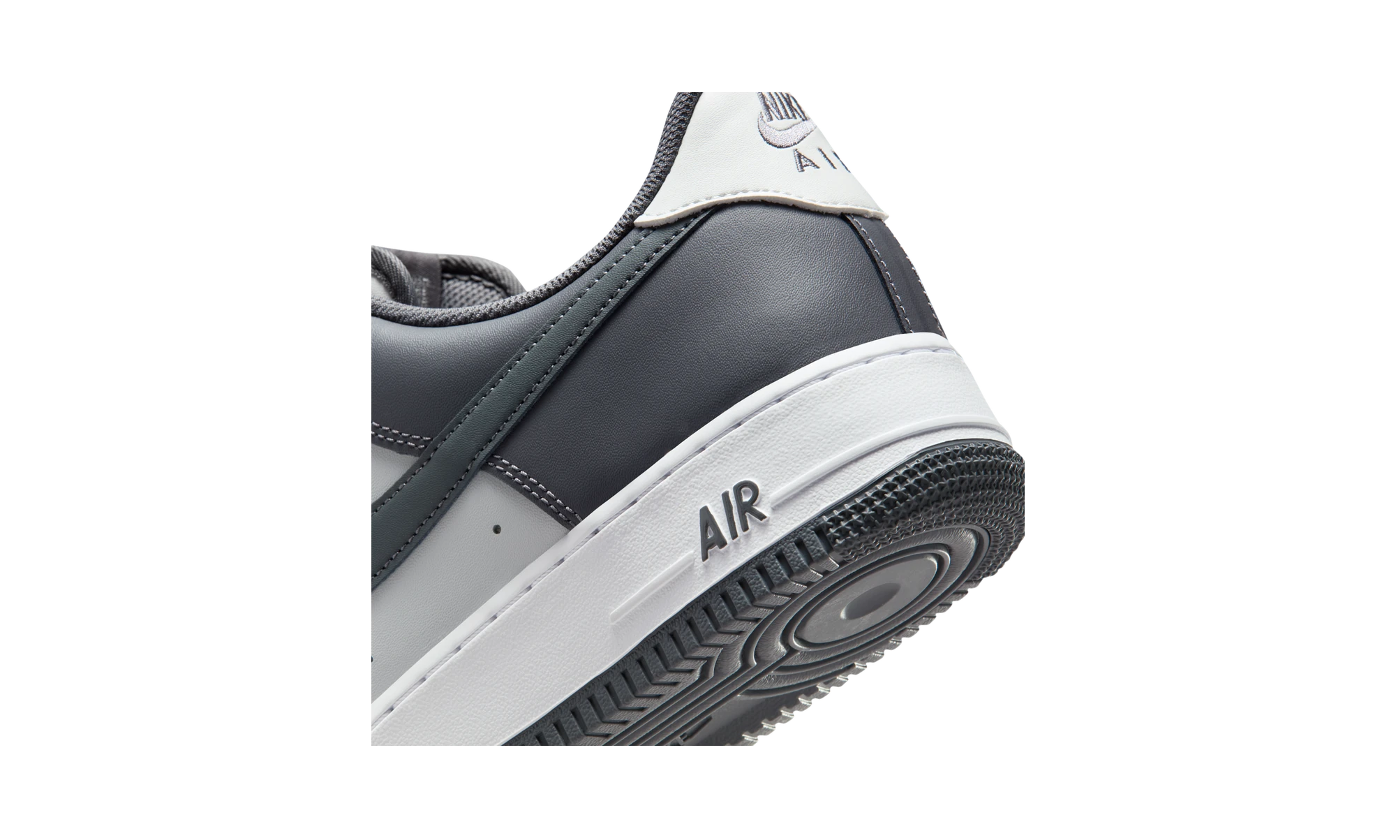 Nike Air Force 1 Low '07 Photon Dust Dark Grey