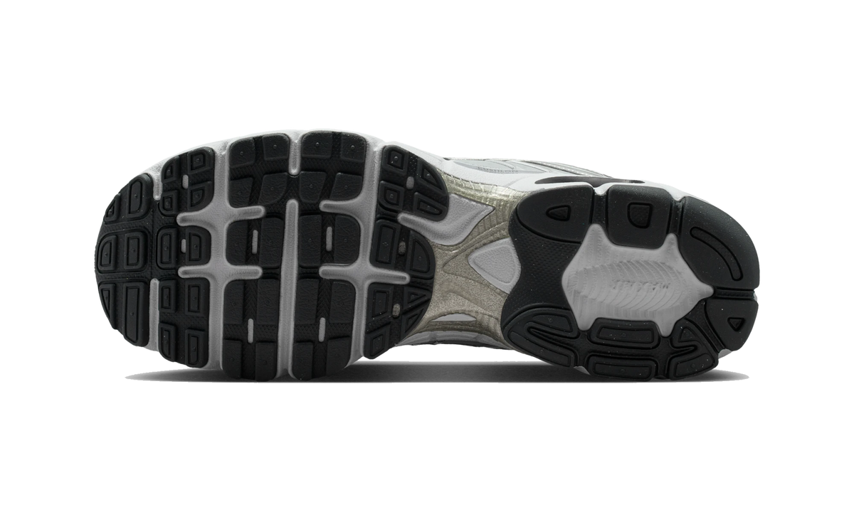 Nike Air Max Moto 2k Grey