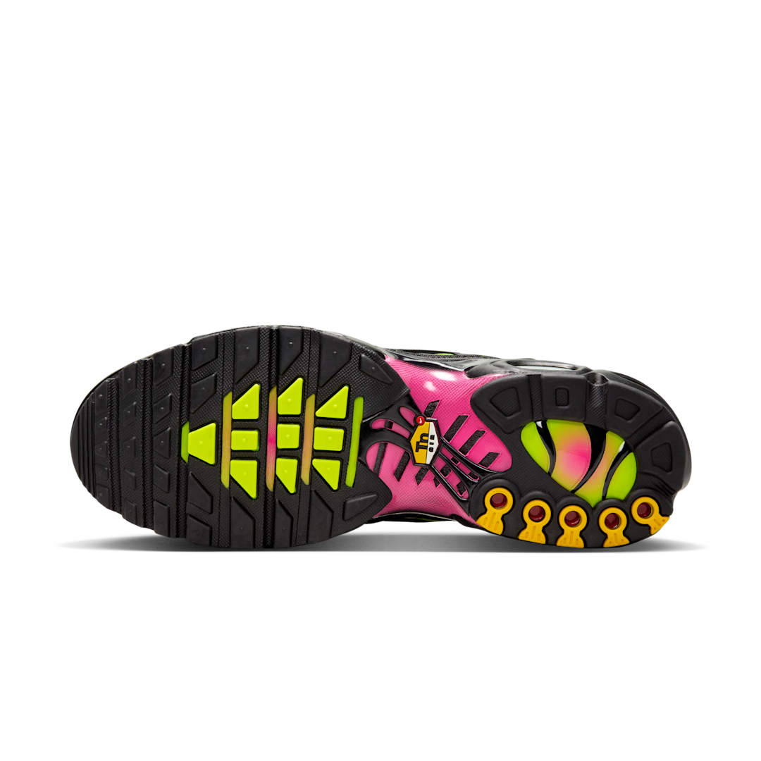 Nike Air Max Plus Hyper Pink Volt Black, Black/Hyper Pink/Volt/Black (DM0032-027)