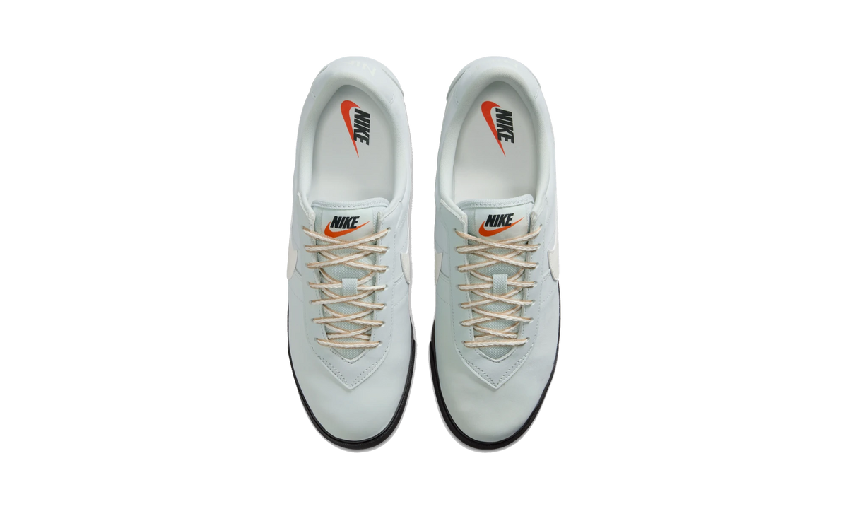 Nike Astro Grabber QS Light Silver