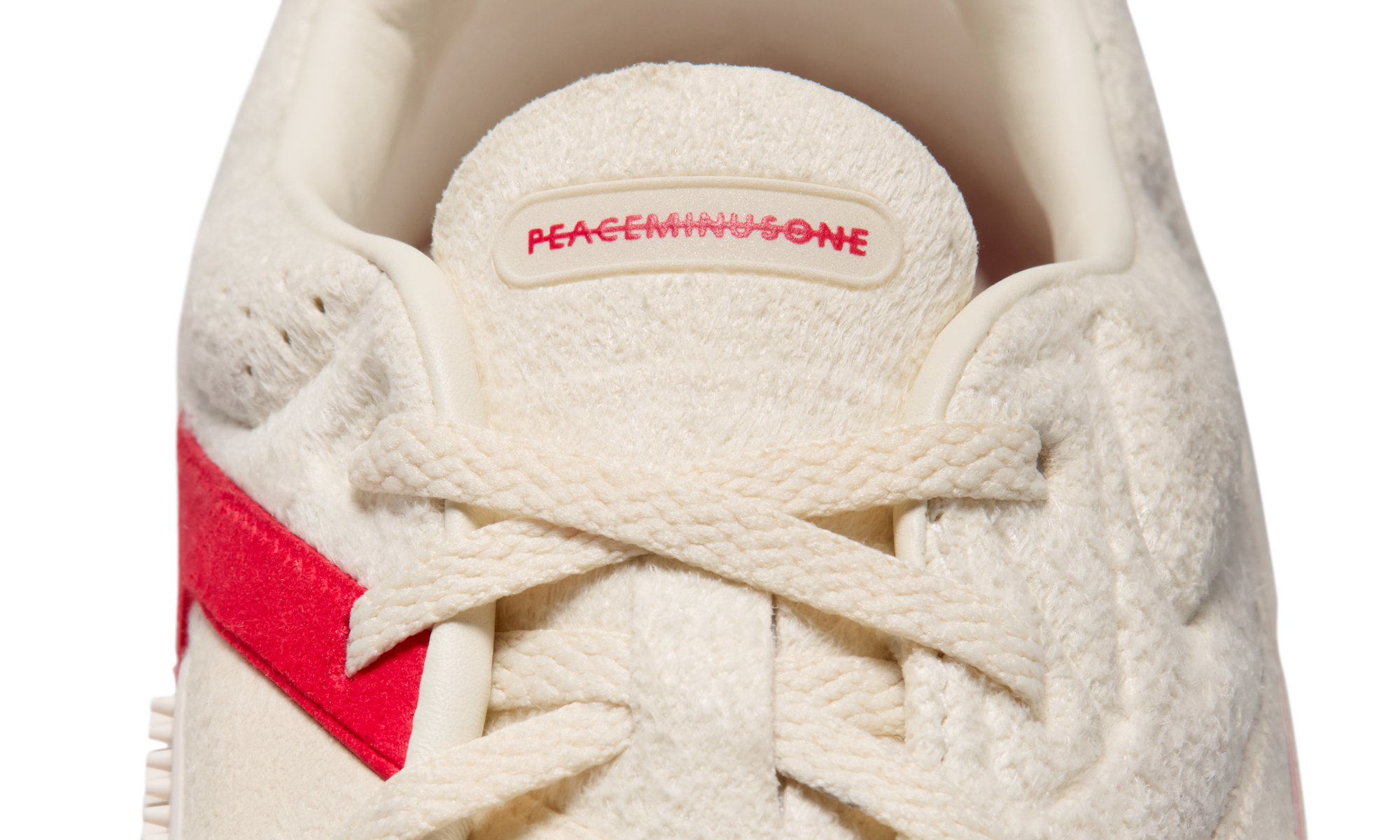 Nike Cryoshot CTR360 Maestri II G-Dragon Peaceminusone Natural University Red