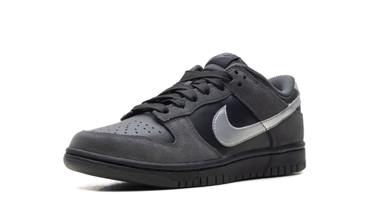 Nike Dunk Low Black Anthracite Silver