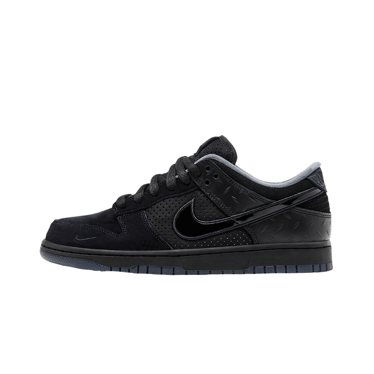 Nike Dunk Low Ducks of a Feather Black University of Oregon PE, Black/Black/Volt/Black (HV1470-001)