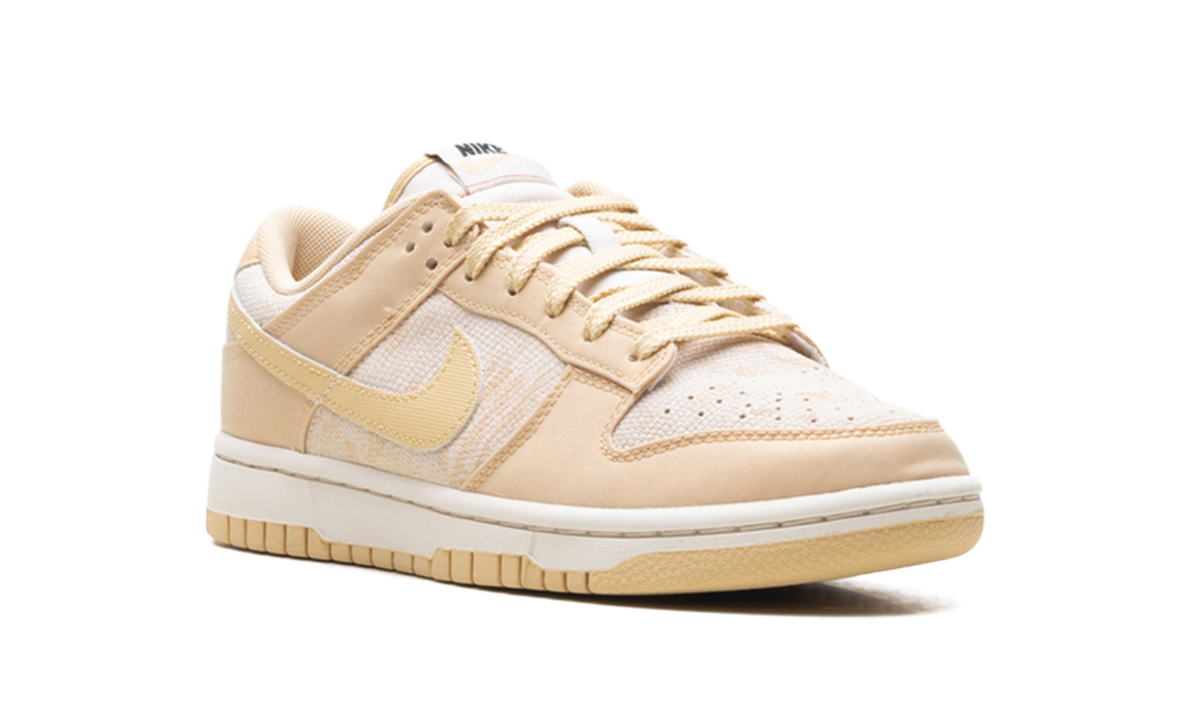 Nike Dunk Low Light Orewood Snakeskin