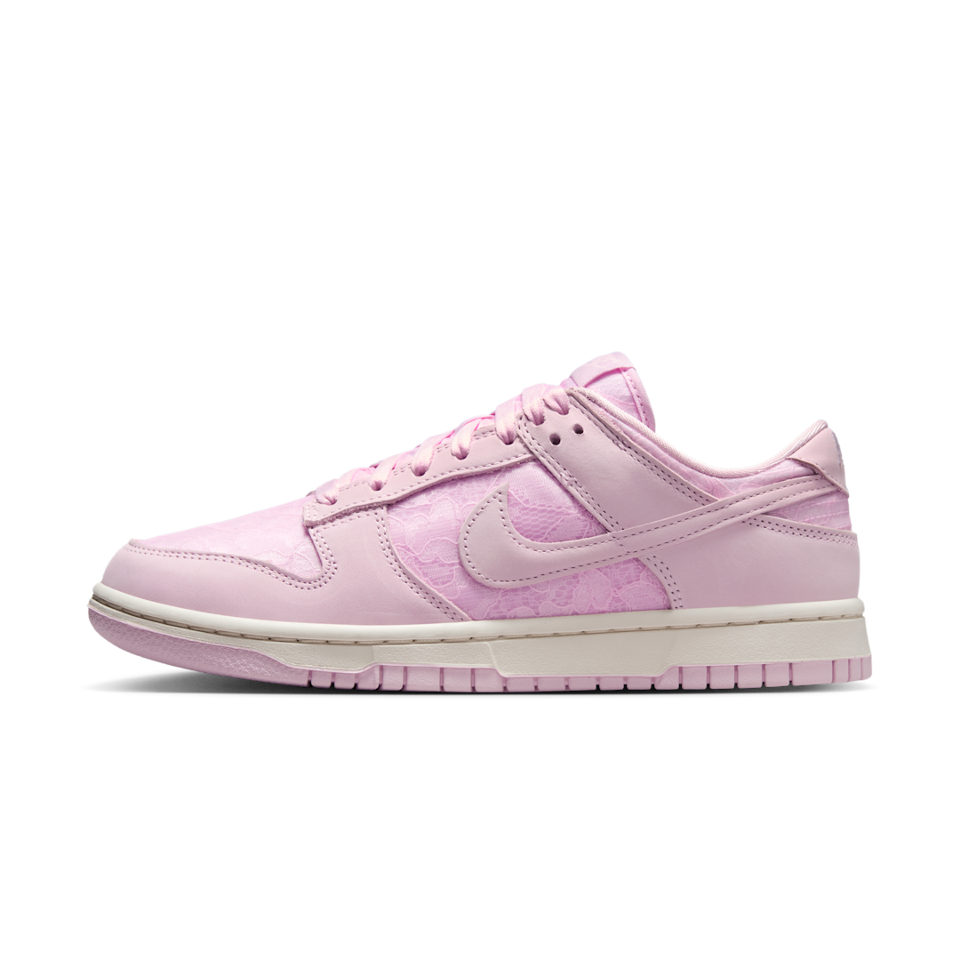 Nike Dunk Low Regal Pink