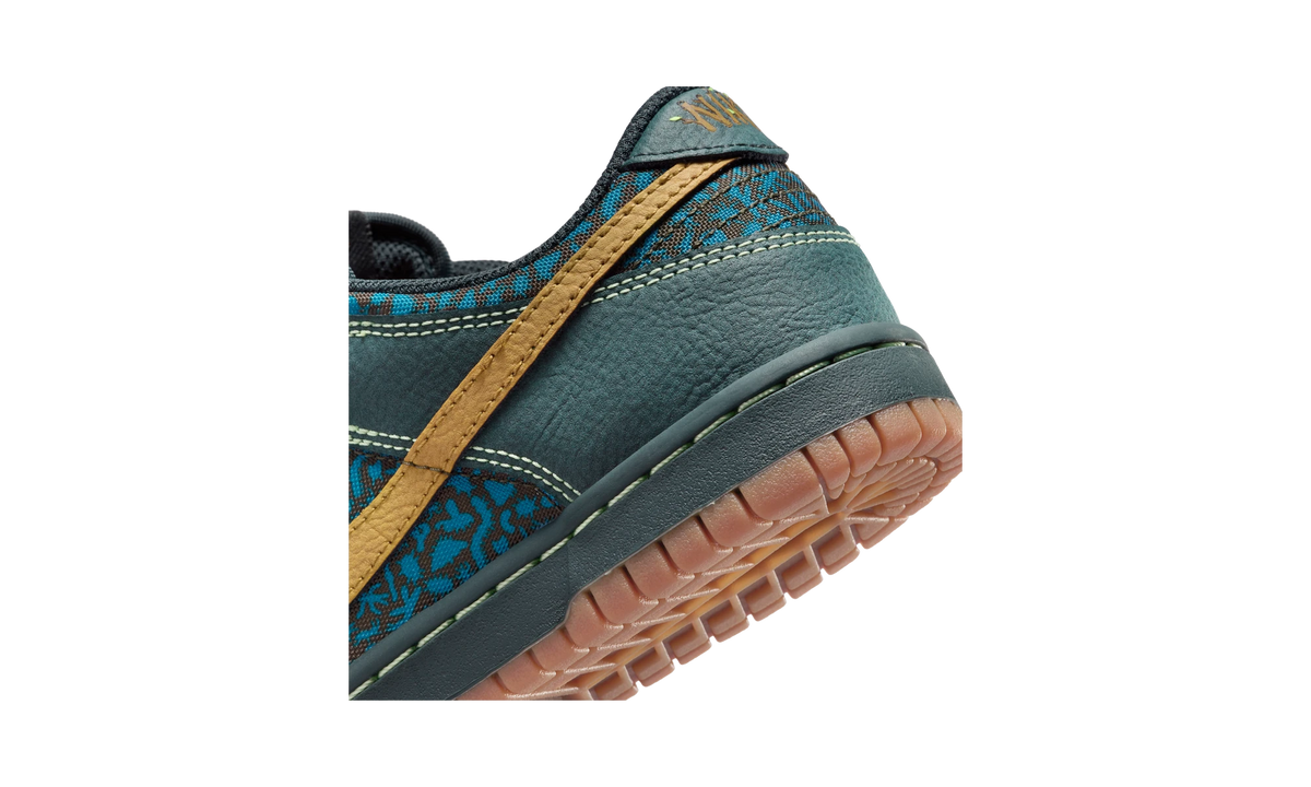 Nike Dunk Low Seaweed Ochre Khaki