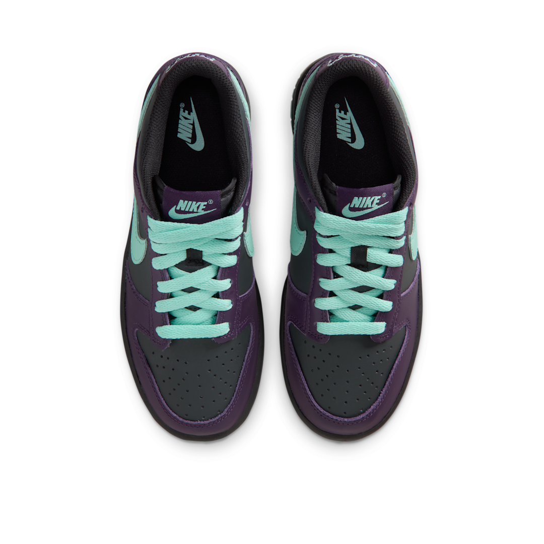 Nike Dunk Low Wizard