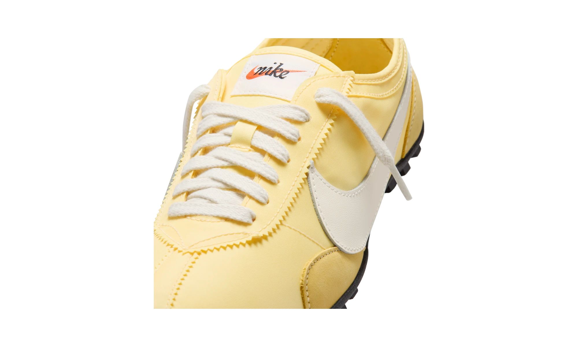 Nike Moon Shoe OG Soft Yellow Black Soft Pearl