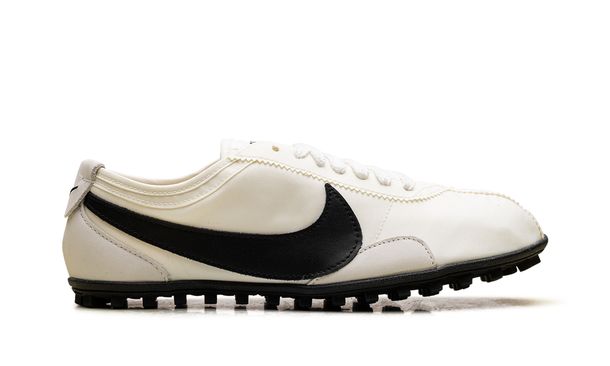 Nike Moon Shoe Soft Pearl Black