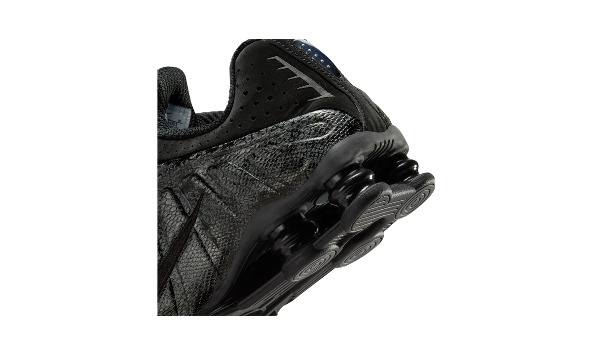 Nike Shox R4 Black Snakeskin