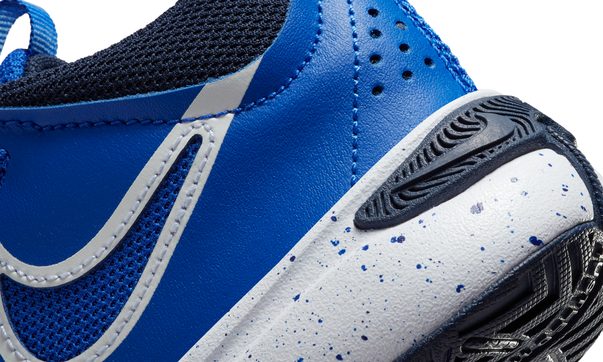 Nike Team Hustle D11 PS Hyper Royal White