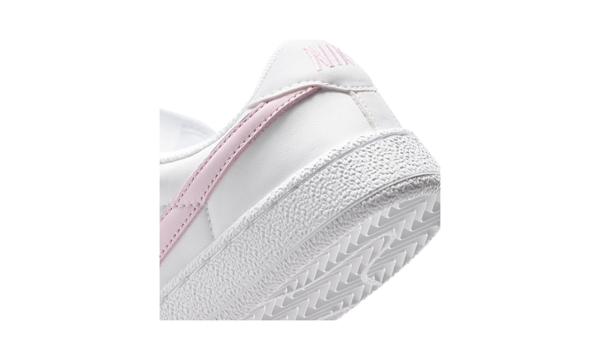 Nike Tennis Classic White Pink Foam