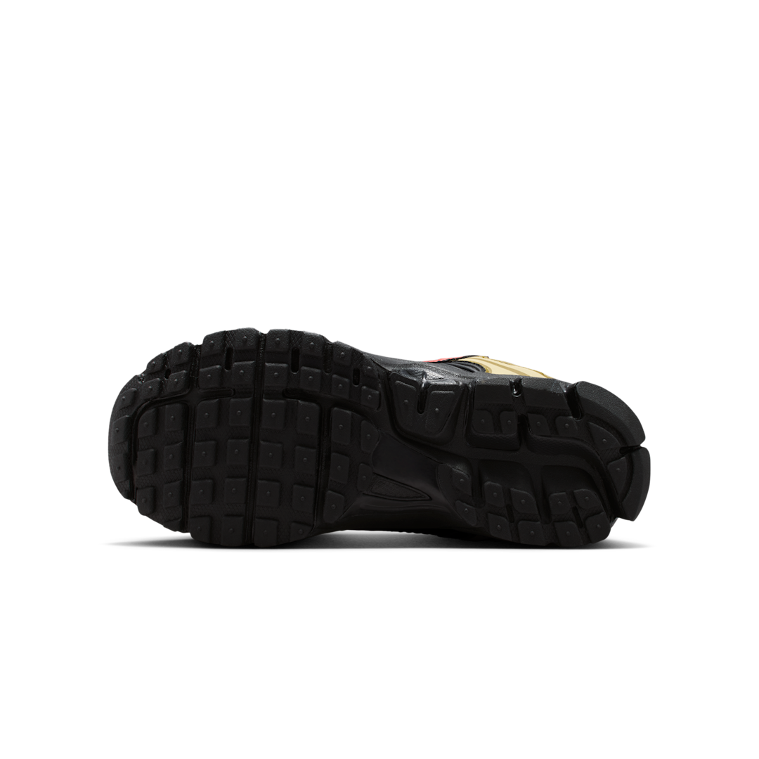 Nike Vomero 5 Black Olive Flak Red, Black/Olive Flak/Quantum Moss/Picante Red (HF6998-013)