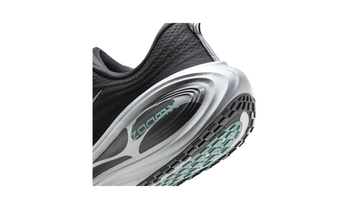 Nike Vomero Plus Anthracite Zebra