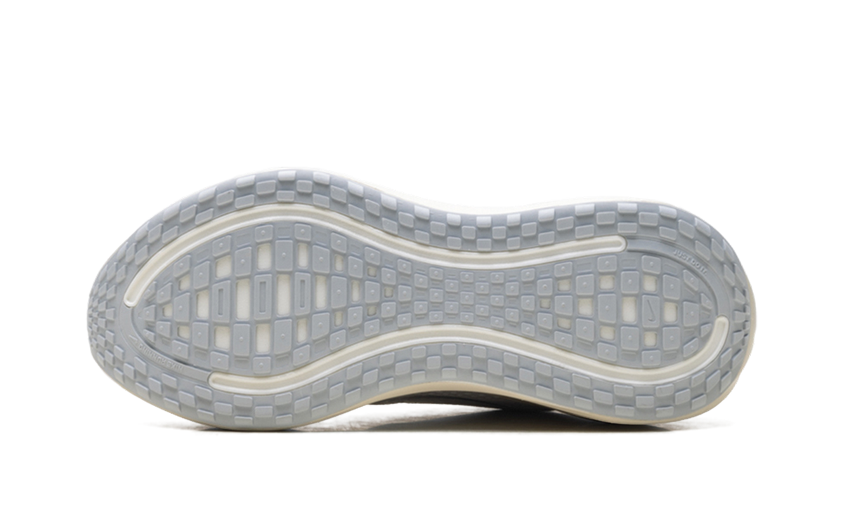 Nike Vomero Plus Running is Mental