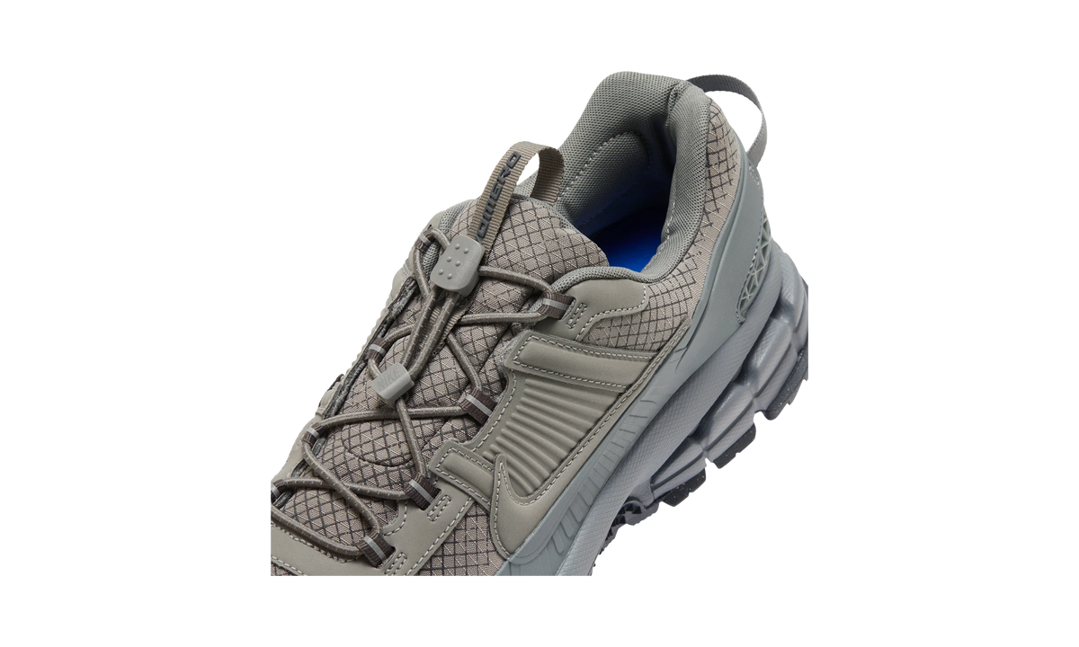 Nike Zoom Vomero 5 Roam Metallic Platinum