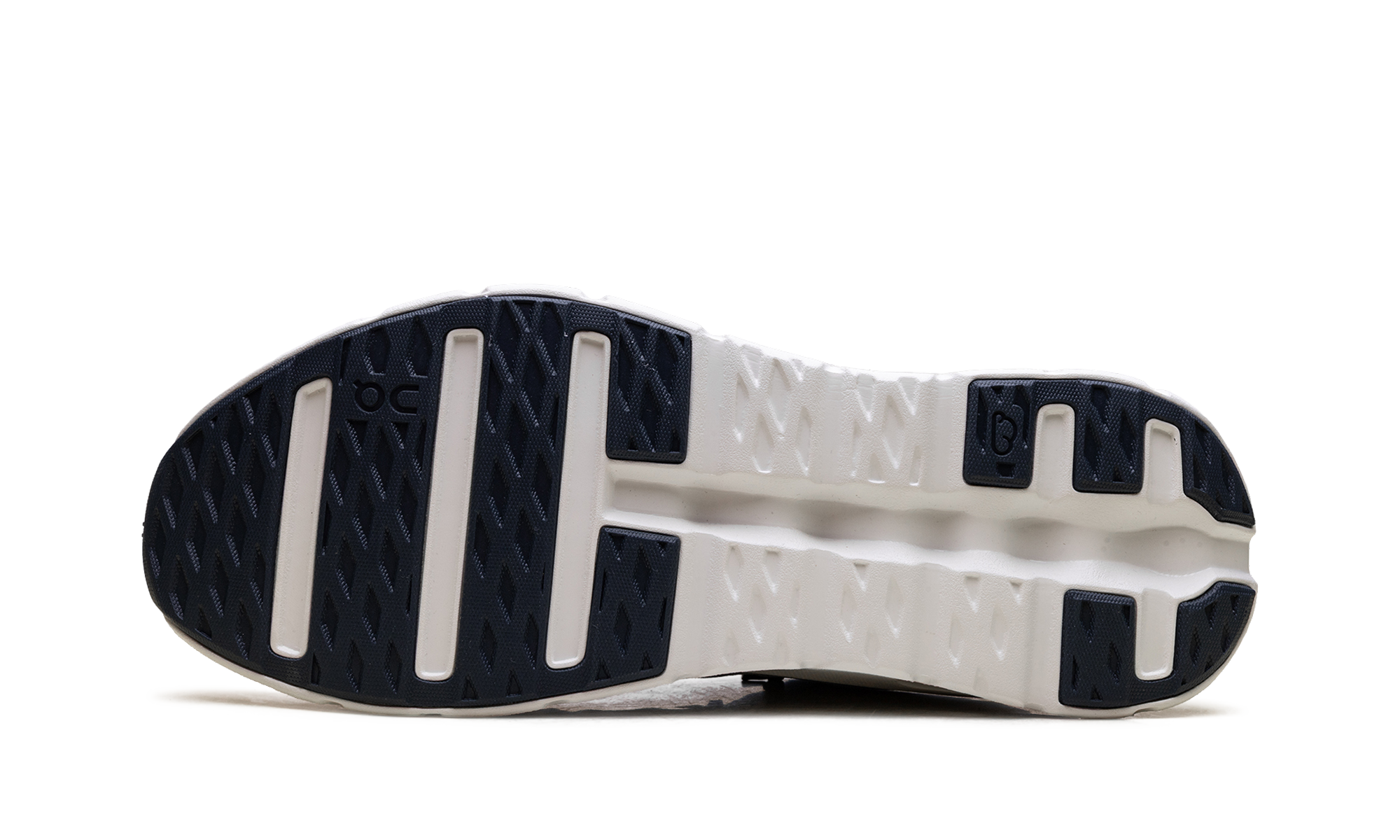 On Running Cloudtilt Midnight Ice