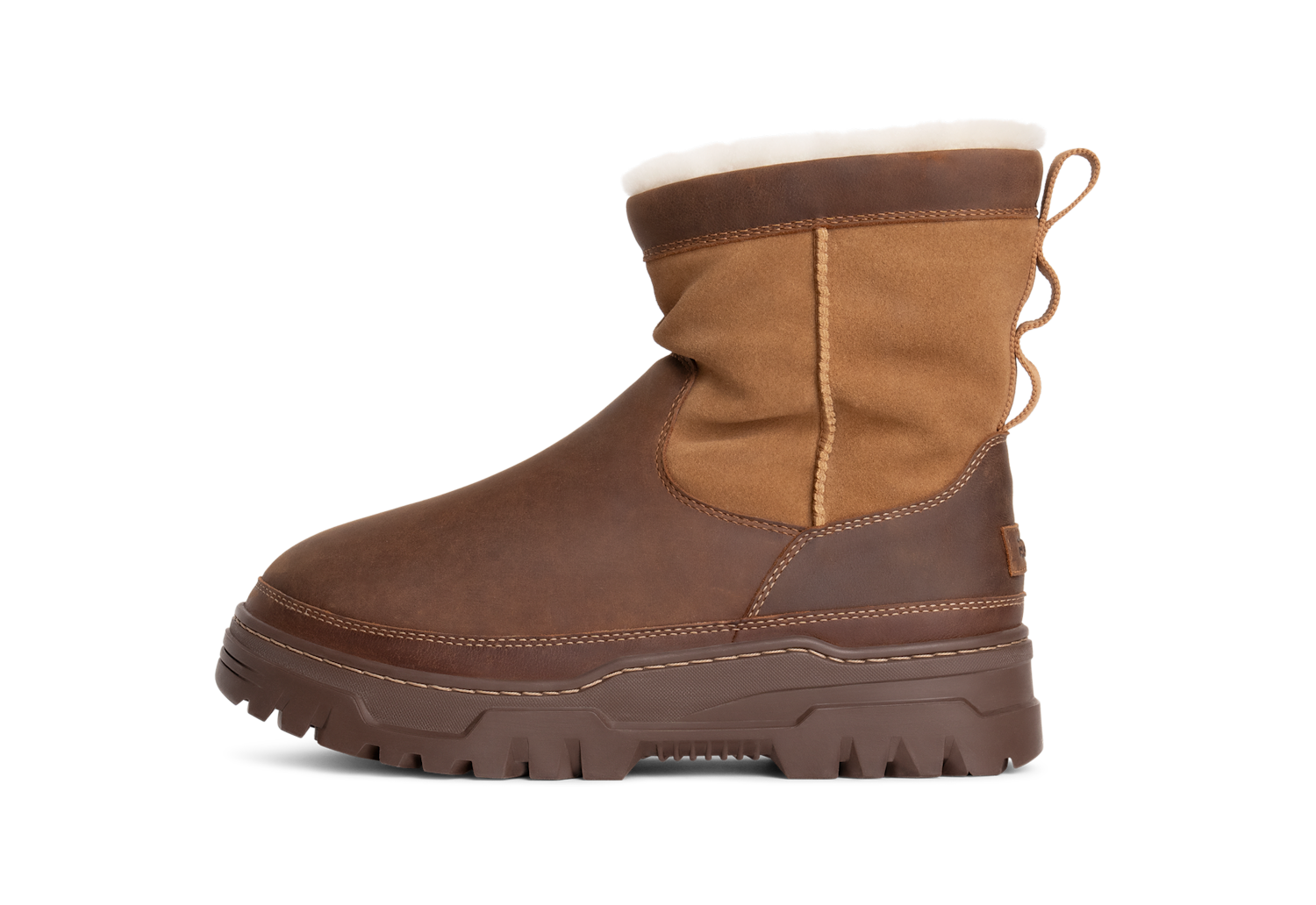 UGG Heritage Pull-On TrailGazer Boot Chestnut, Chestnut (1158213-CHE)