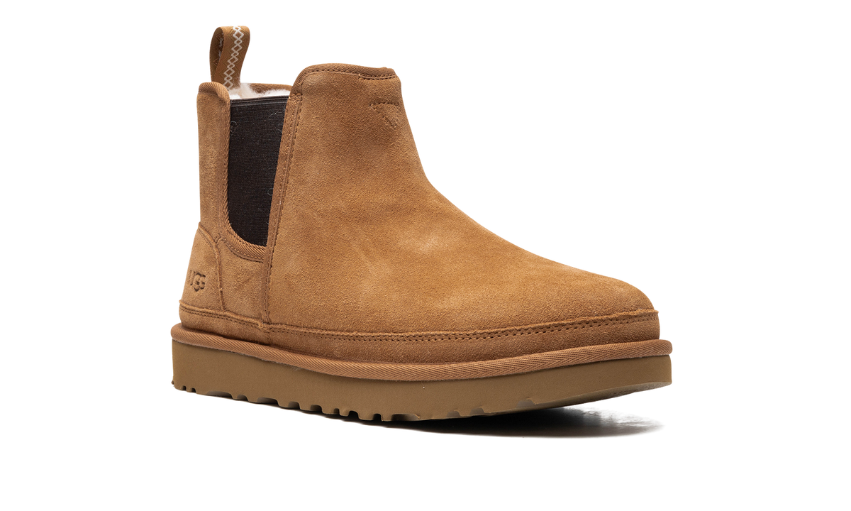 UGG Neumel Chelsea Boot Chestnut