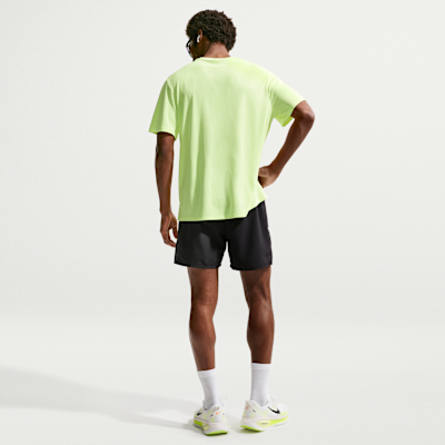 Nike Miler Men's Dri-FIT 2-in-1 12.5cm (approx.) Running Shorts Black/Black