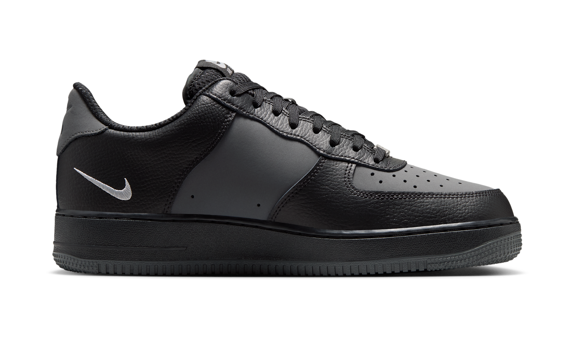 Nike Air Force 1 '07 LV8 Black/Iron Grey/Light Smoke Grey