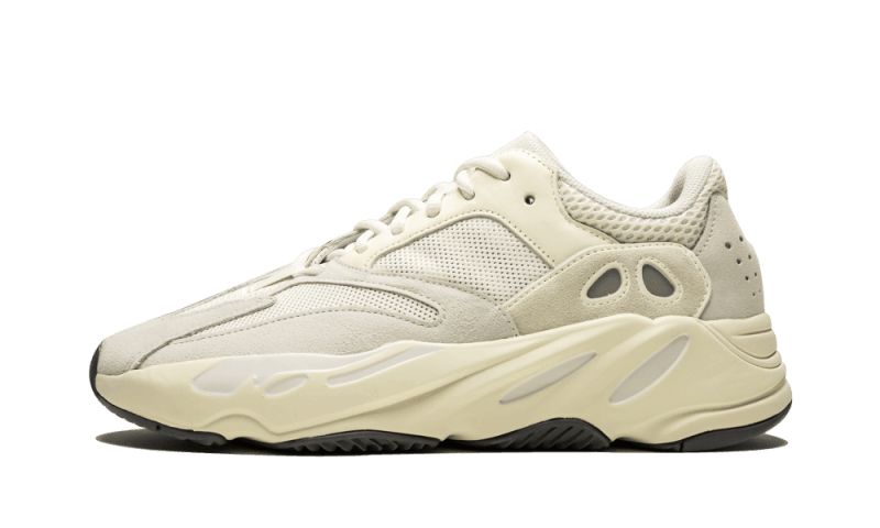 Adidas Yeezy Boost 700 Analog - Sneak