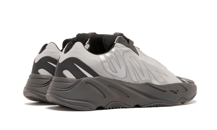 Adidas Yeezy Boost 700 MNVN Metallic, Metallic/Metallic/Metallic (GW9524)
